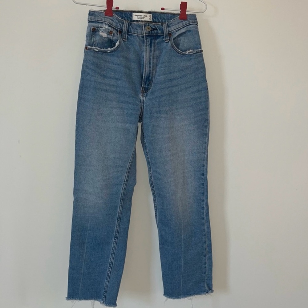 Abercrombie and Fitch The Ankle Straight
Ultra High Rise